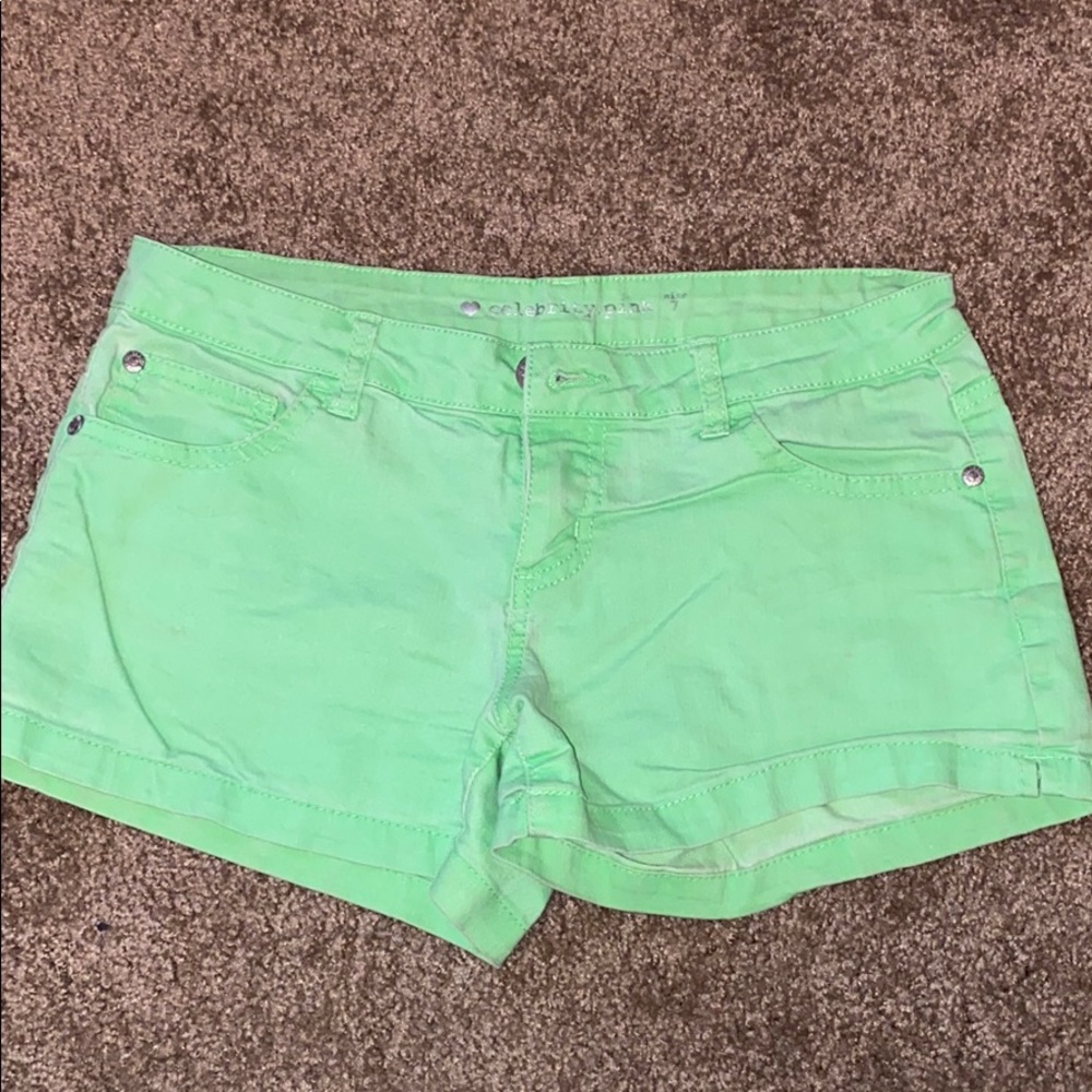 Like green denim shorts